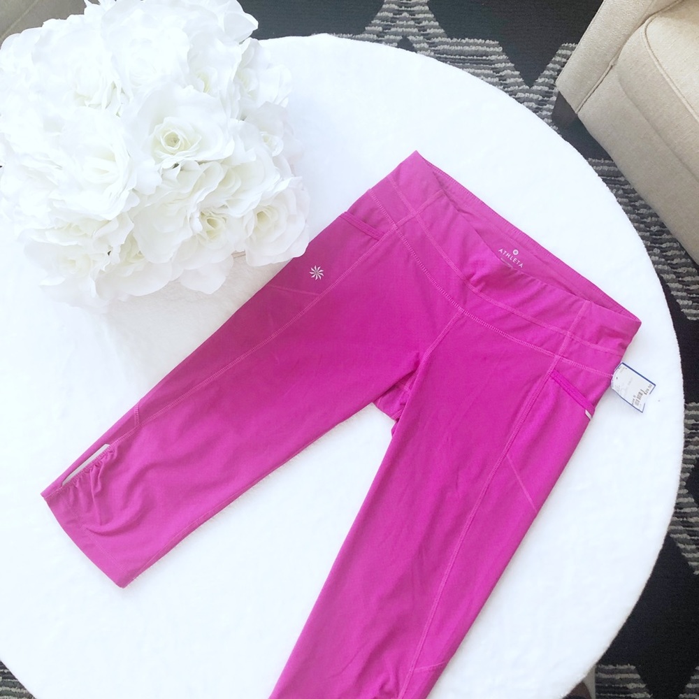 SALE 🔥Pink Athleta Cropped Workout Pants